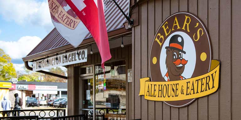 Exterior view of Bear's Ale House and Eatery. 
