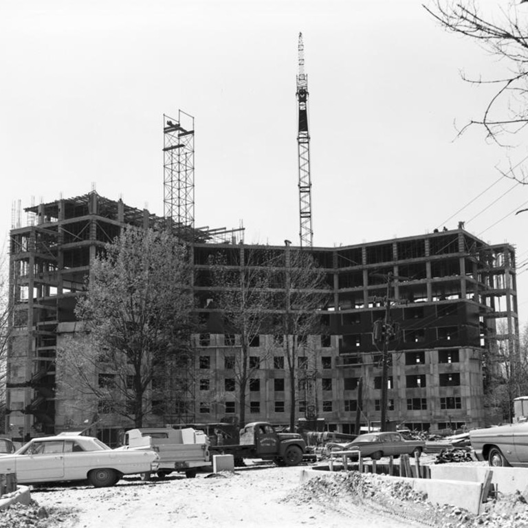 Black and white image of the construction of Forest Quadrangle. 